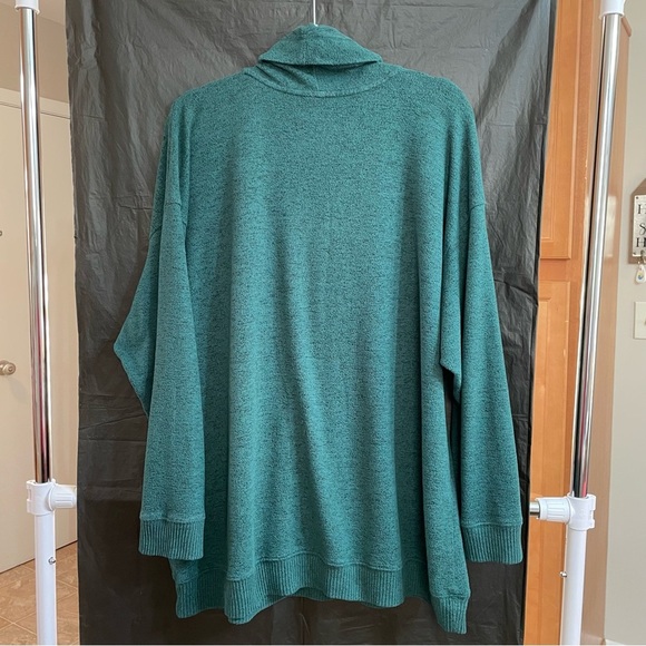 Torrid Super Soft 3 Green Cowl Neck Sweater Soft Knit Relaxed Fit Cozy - Picture 3 of 3